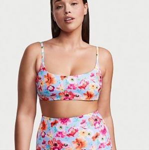 NWOT VS Essential Scoop Bikini Top Blue Floral